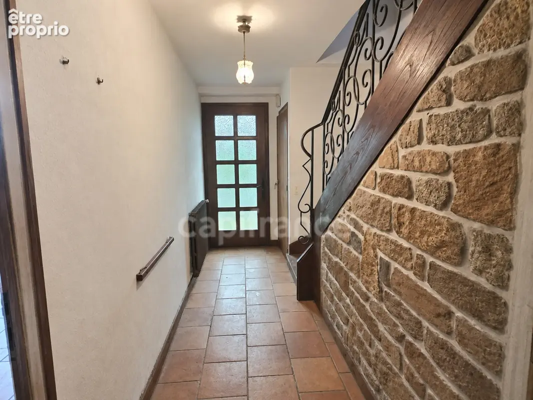 Maison à rénover 6 pièces PONT L'ABBE (29) avec 4 chambres d'environ 125 m2 - photo 3
