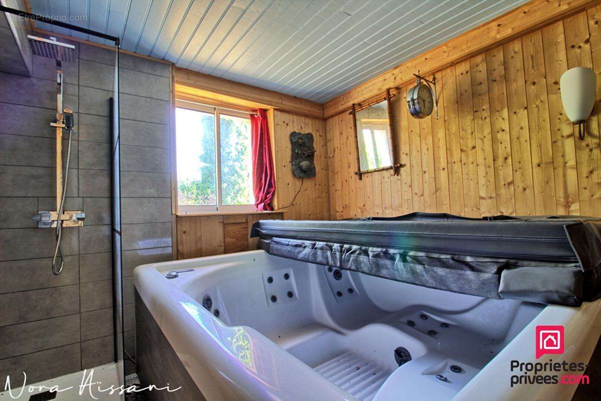 Maison  213 m2 - photo 14