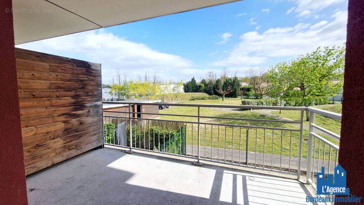 Exclusivite ! eysines - vigean - appartement t3 de 56m² - 1er étage - terrasse 7.50m² - parking - vendu vide !! sébastien baudot - photo 5