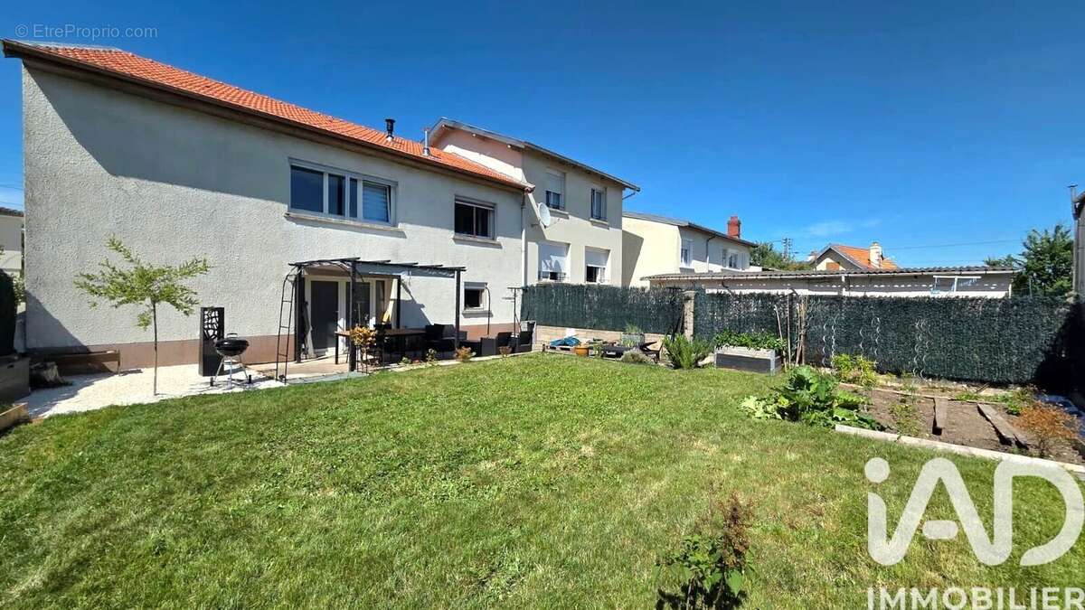 Maison 77 m² à Rosieres-Aux-Salines  - photo 8