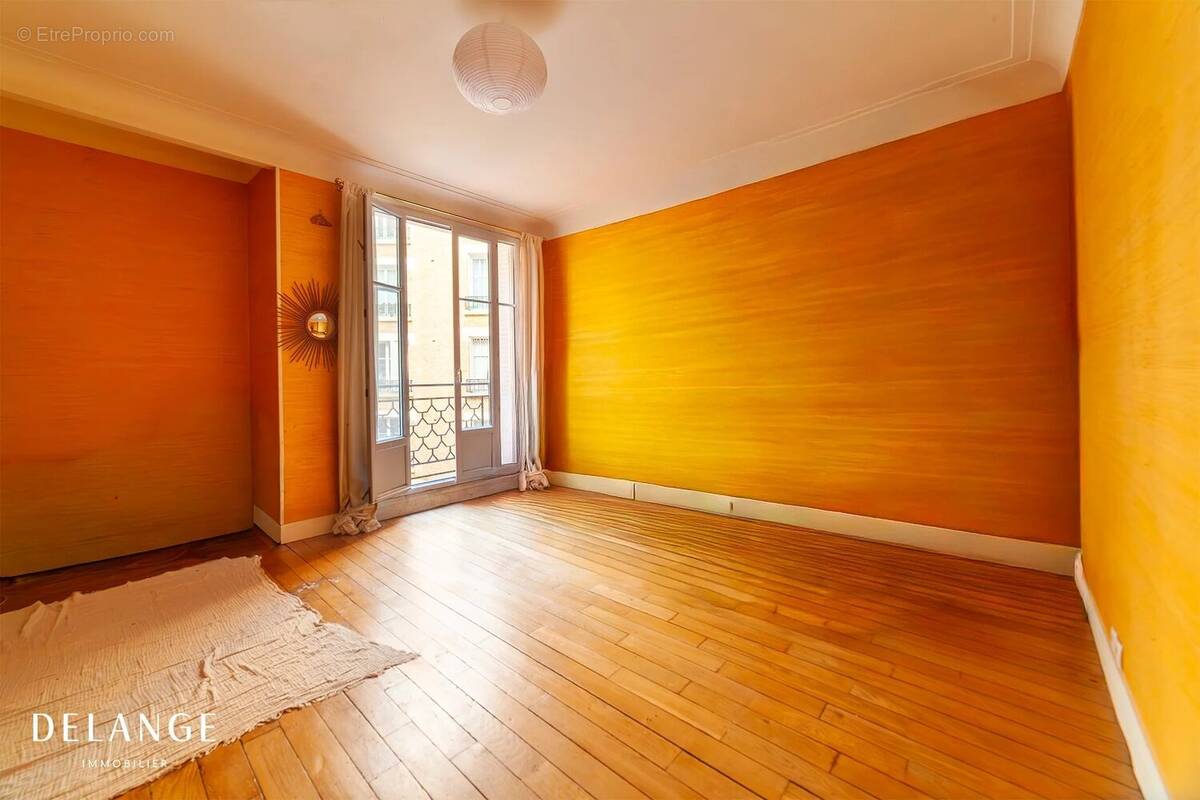 Appartement à PARIS-20E