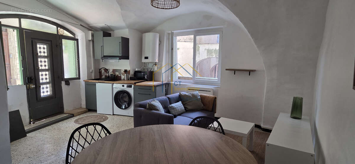 Appartement à ANIANE