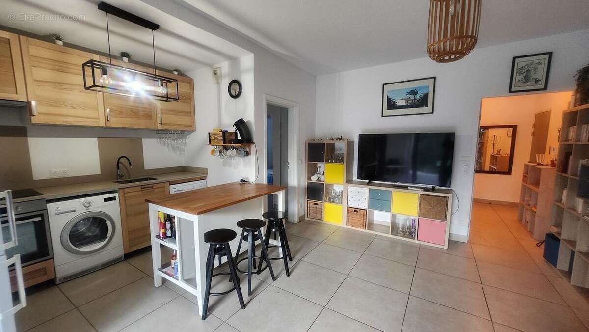 Appartement à MARSEILLE-8E