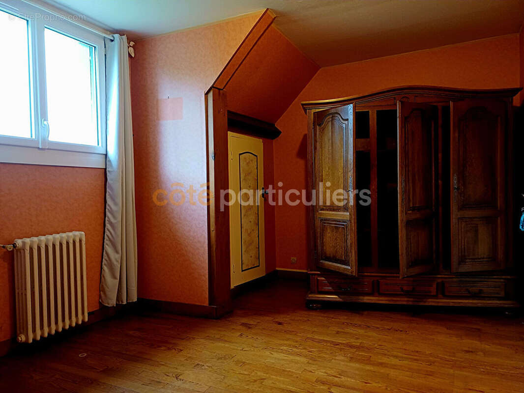 Maison à LE MOLAY-LITTRY