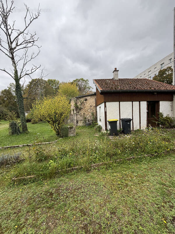 Maison à CHATILLON-SUR-SEINE