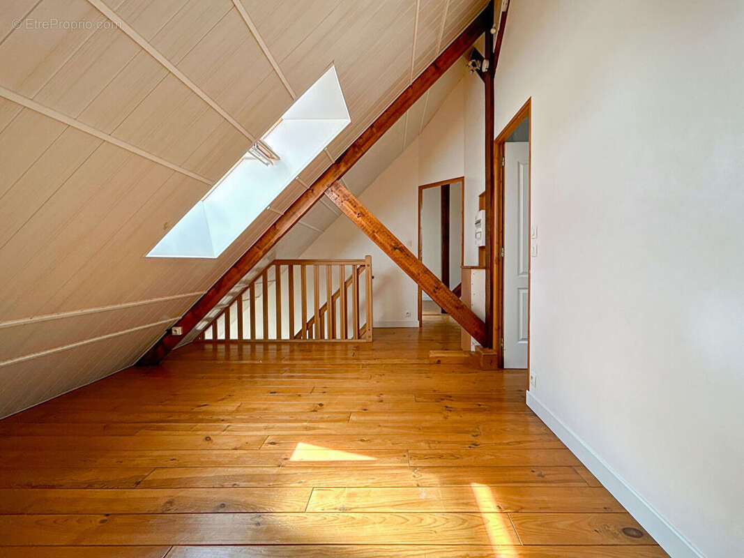 Appartement à MANTES-LA-JOLIE