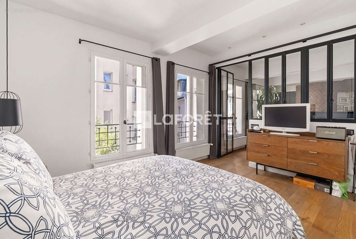 Dernier etage - calme - lumineux - refait a neuf - photo 7