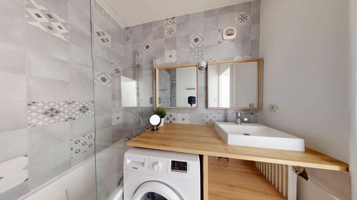 Appartement à LYON-4E