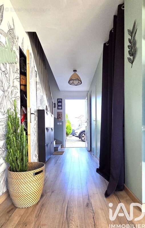 Photo 2 - Maison à SAINT-GERMAIN-LES-ARPAJON