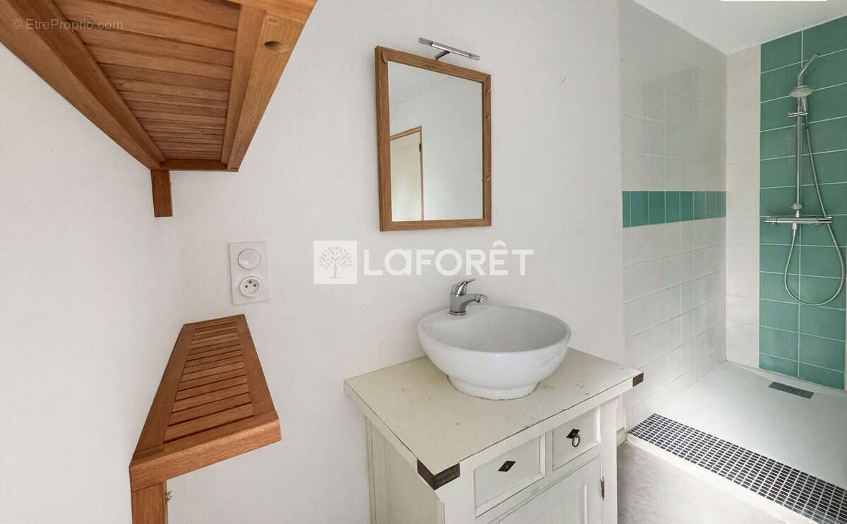 Maison Saint Just Luzac 5 pièces - photo 5