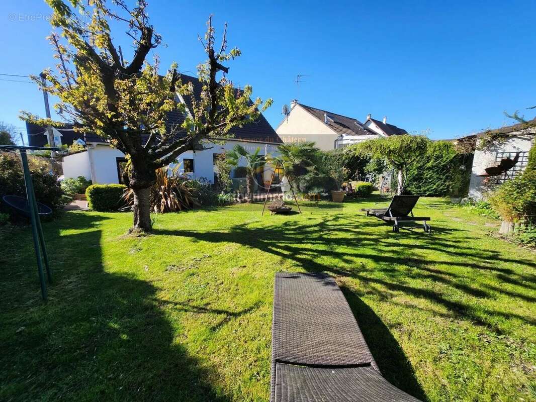 Maison à LE PLESSIS-TREVISE