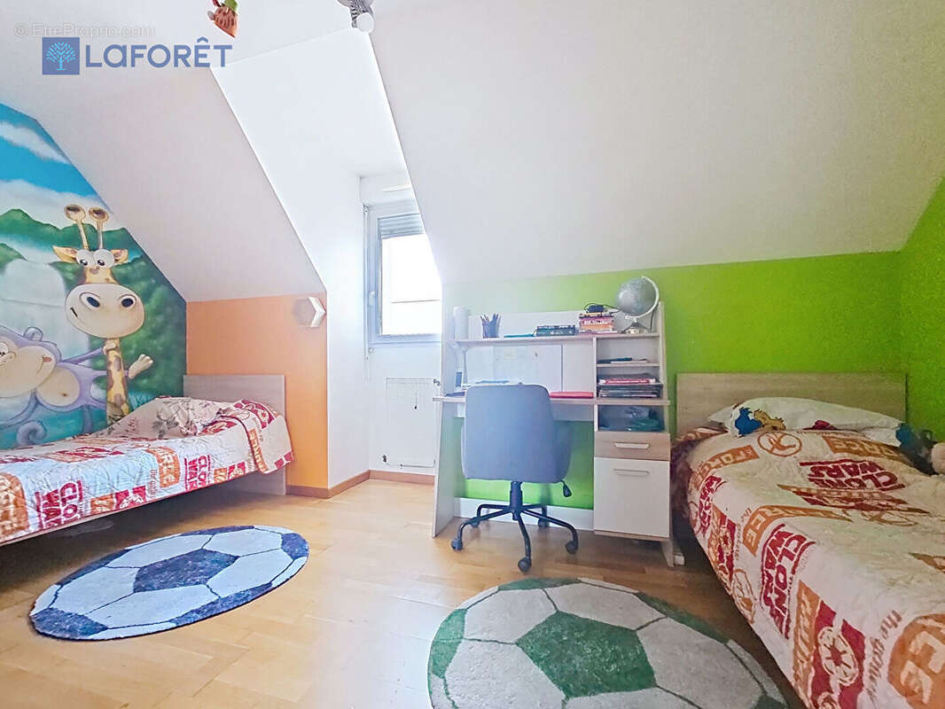 Maison à LAGNY-SUR-MARNE