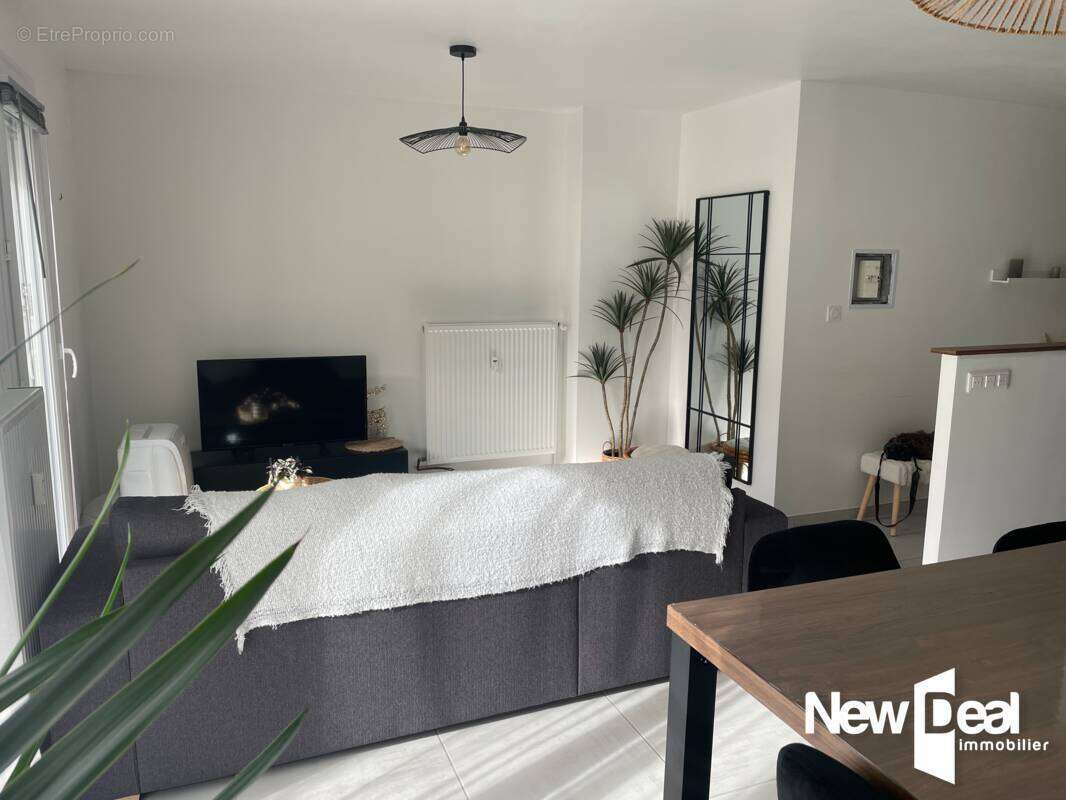 Appartement à VEYNES