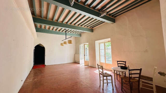 Maison à VAISON-LA-ROMAINE