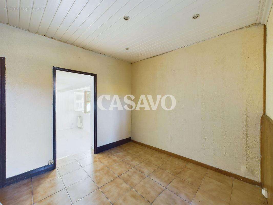 Appartement à VILLENEUVE-LE-ROI