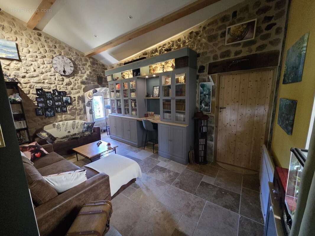 Maison à NONIERES