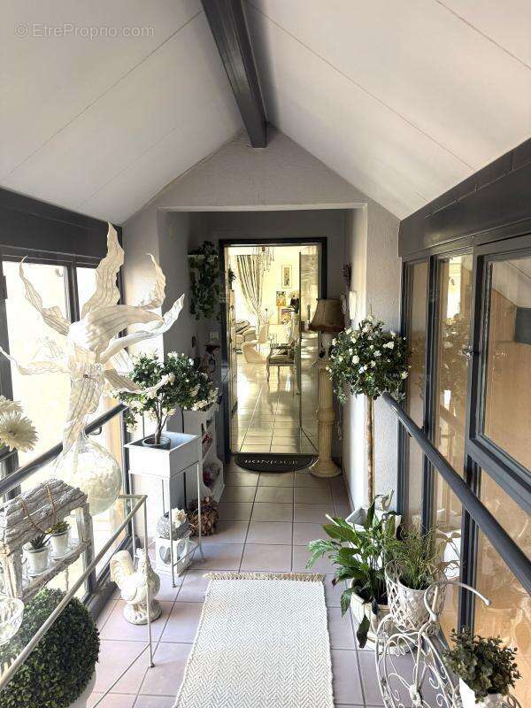 Appartement à L'ISLE-SUR-LA-SORGUE
