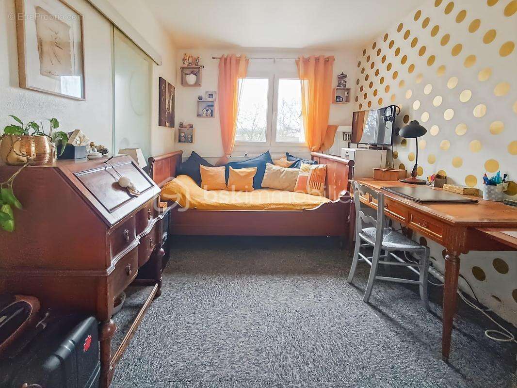 Maison à LA QUEUE-EN-BRIE