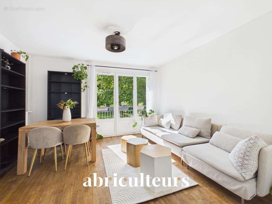 Appartement dans une résidence rénové en vente à Nantes, Avenue Richelieu (44100) - photo 3