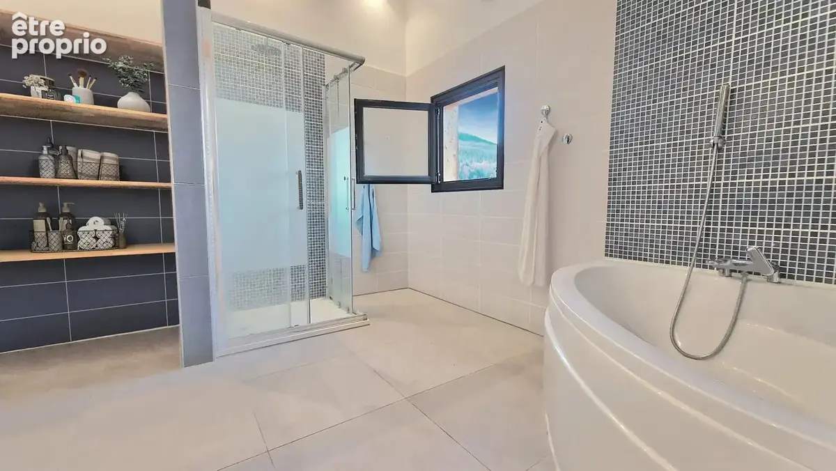 Mijoux : Chalet contemporain T9 - photo 10