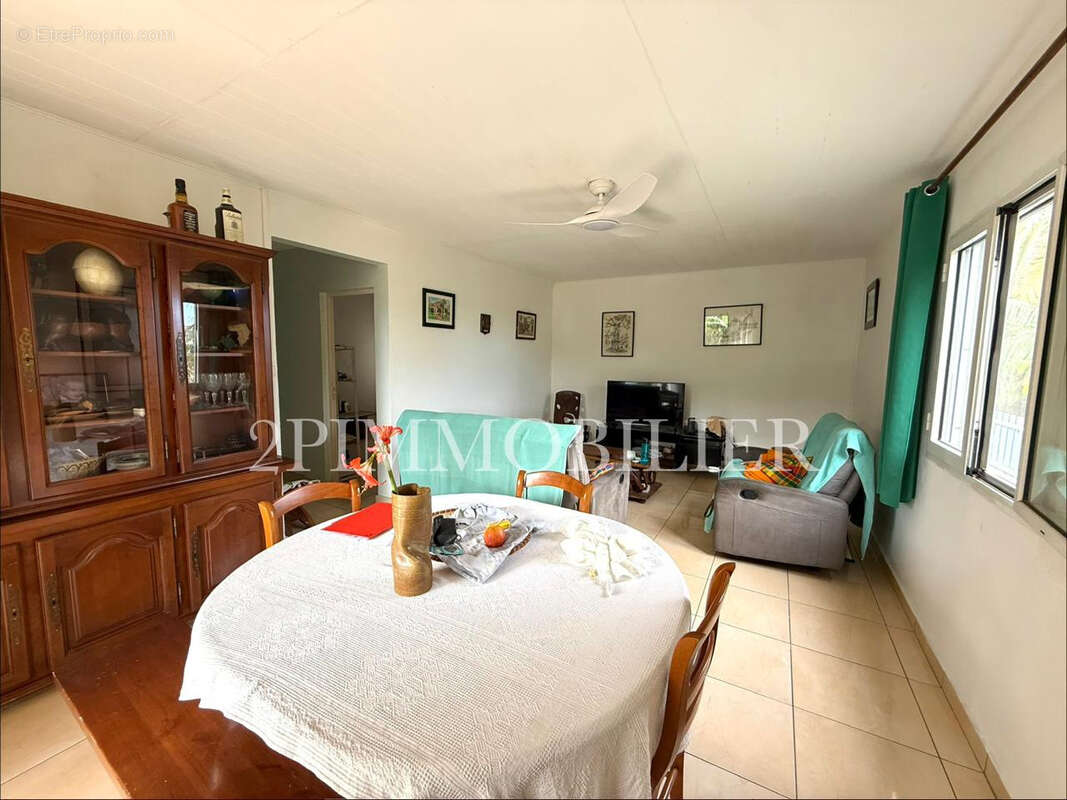 Maison à SAINT-JOSEPH