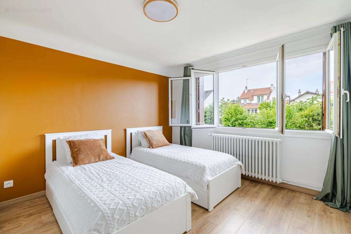 Appartement à BONNEUIL-SUR-MARNE