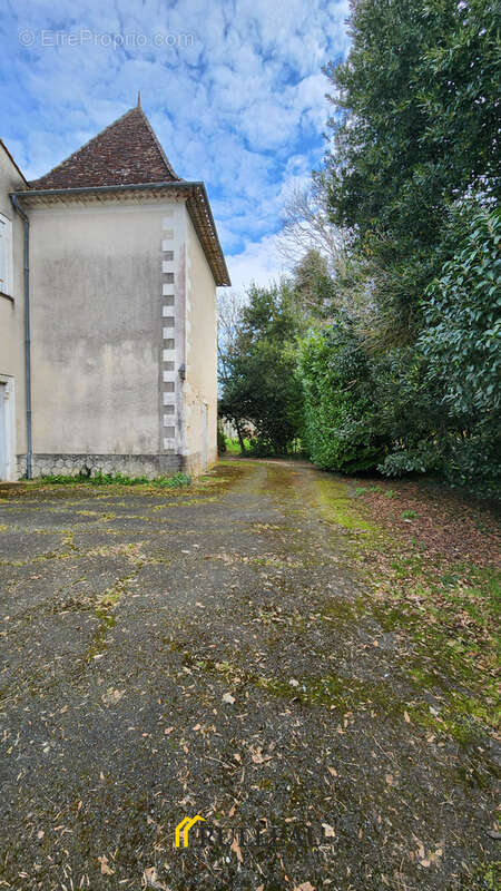 Maison à LUGON-ET-L'ILE-DU-CARNAY