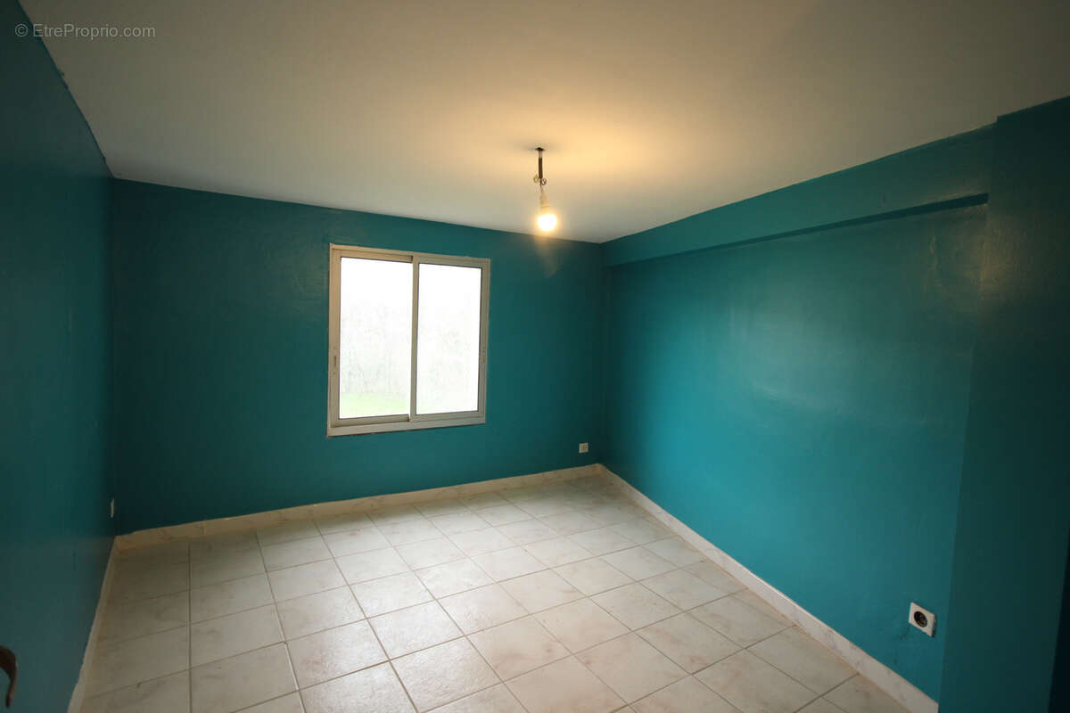 Maison à L'AIGUILLON