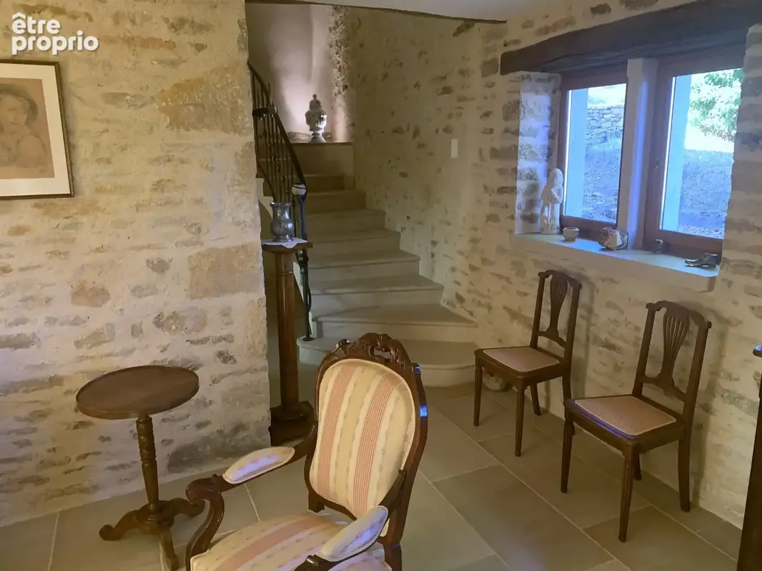 Propriété de caractère à vendre 6 pièces MAZILLE (71) dans le clunisois - photo 4