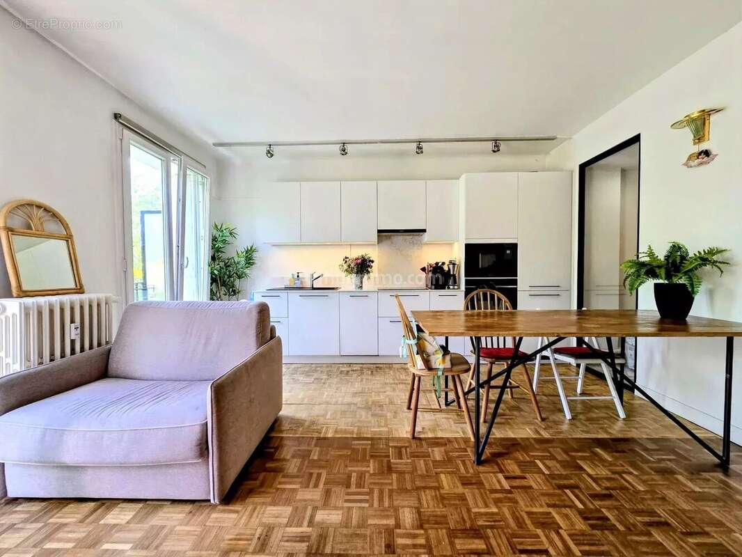 Appartement à NOGENT-SUR-MARNE