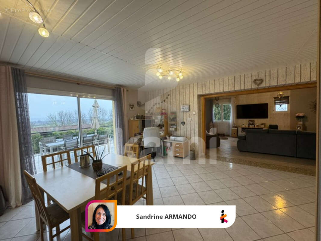 Maison à REVEL-TOURDAN