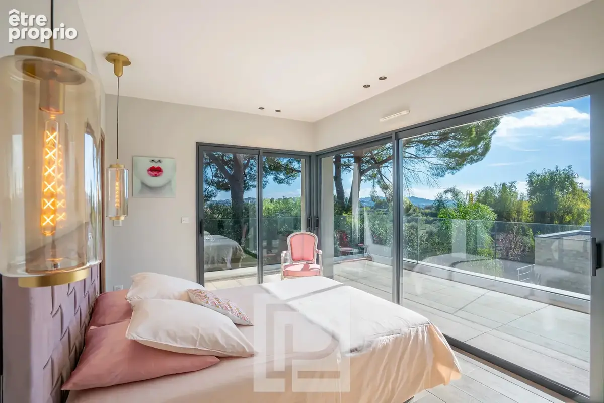 Superbe villa contemporaine au calme, avec vue dégagée sur les collines - photo 15