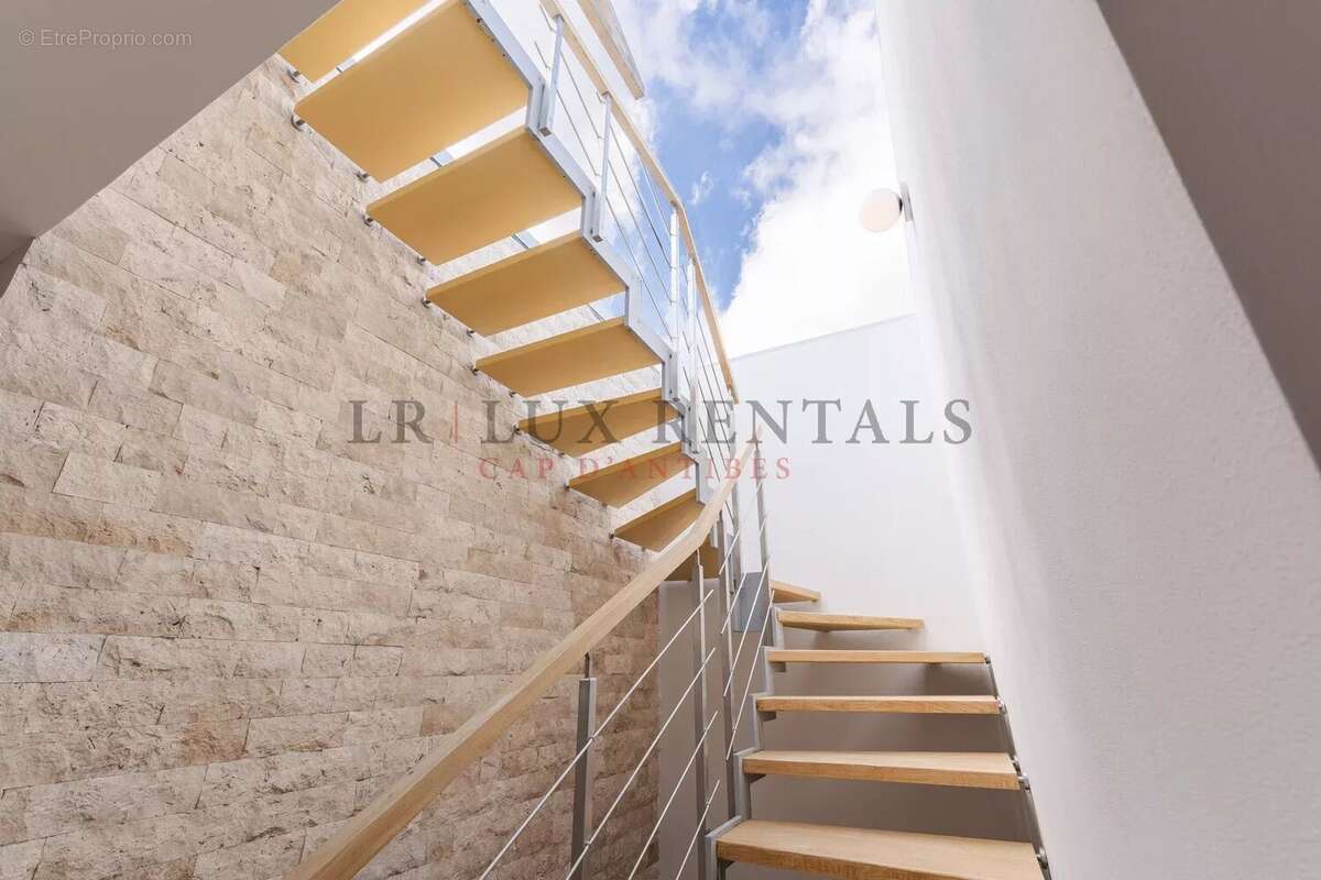 Maison à ANTIBES