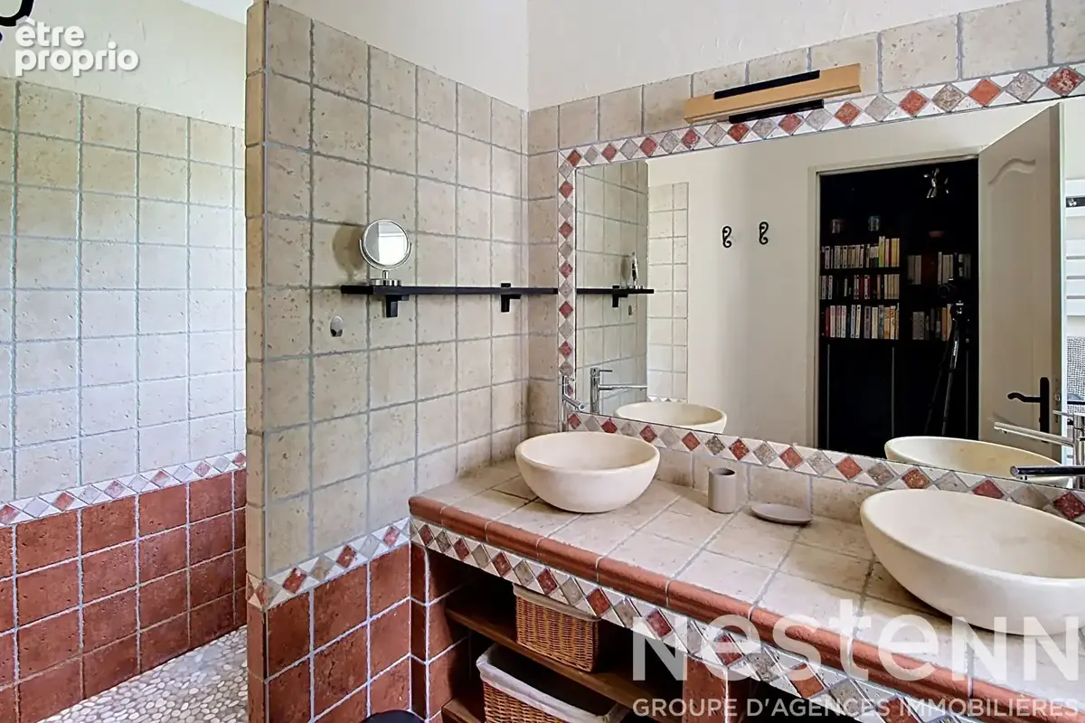 A vendre , Maison CARCES 8 pièces 208 m2 avec piscine - photo 10