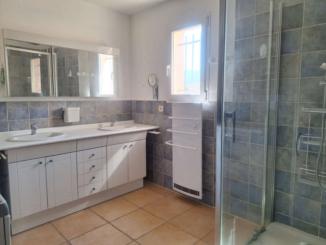 Maison à LAROQUE-DES-ALBERES