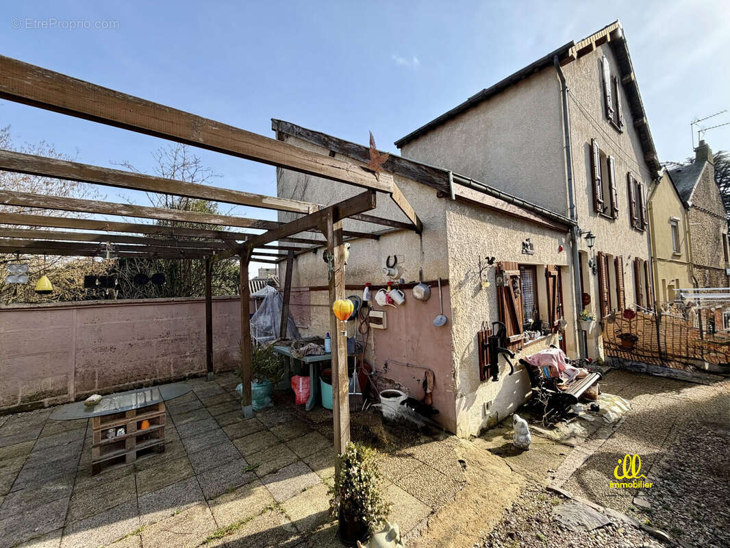 Maison à CHARLEVILLE-MEZIERES