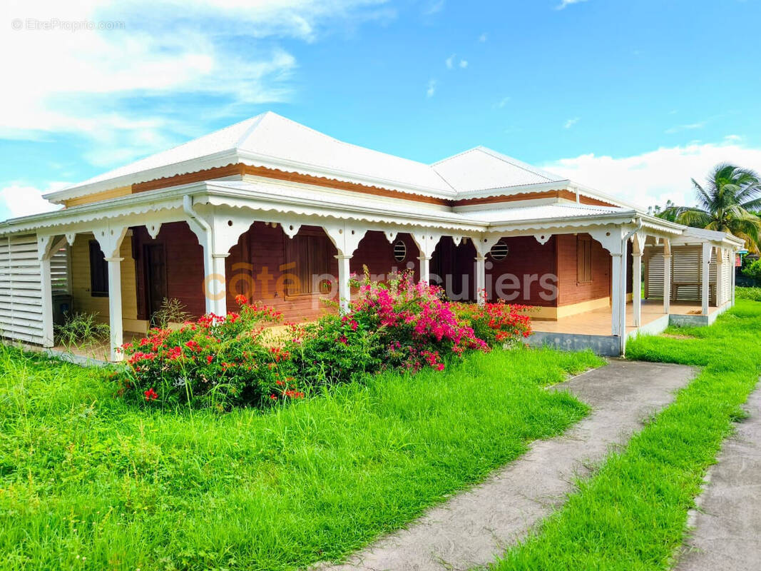 Maison à SAINT-FRANCOIS