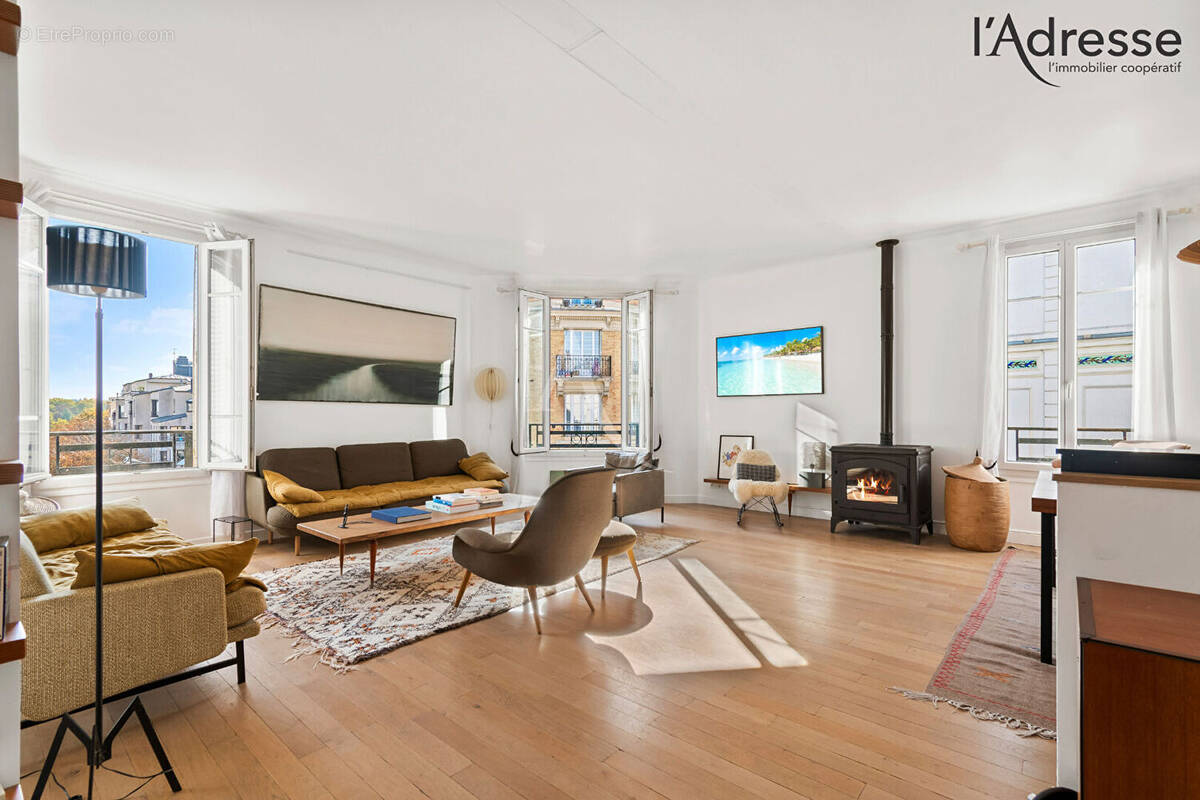 Appartement à SURESNES