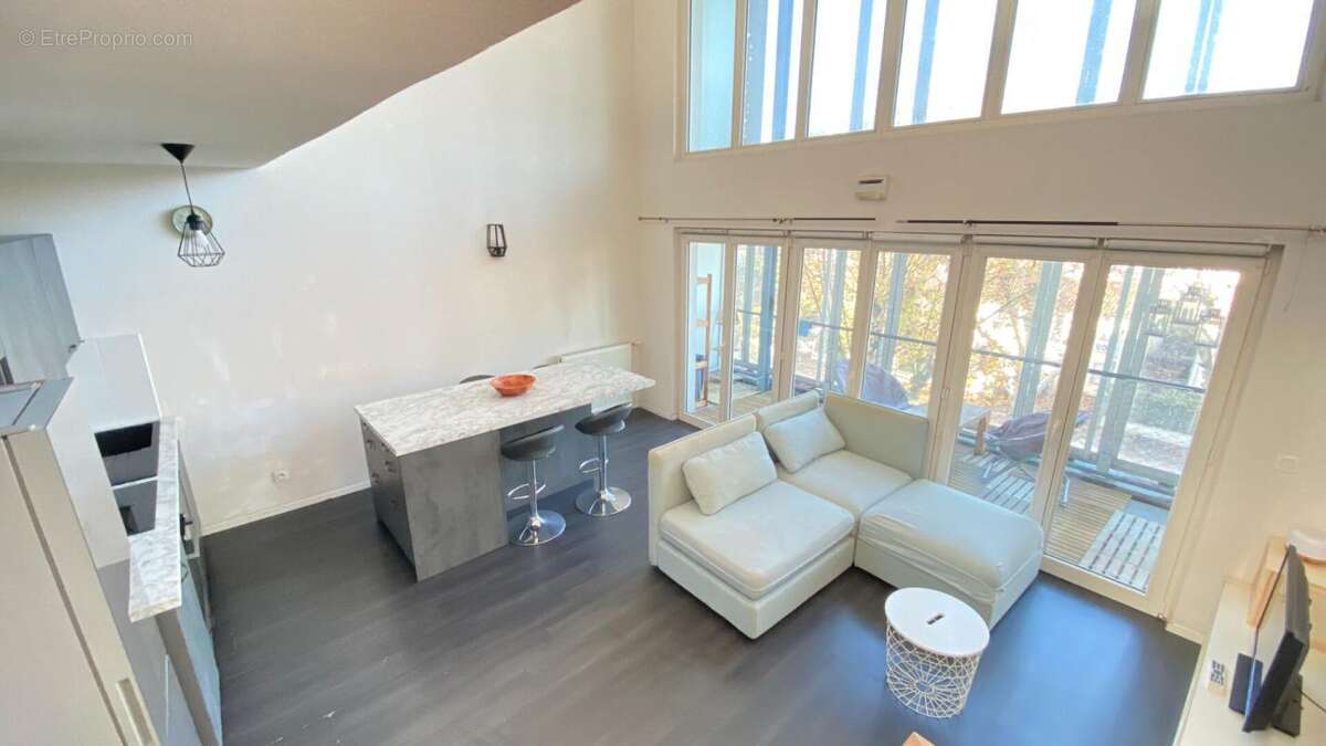 Appartement à BEGLES