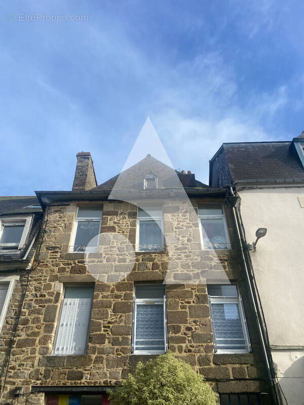 Appartement à LAMBALLE