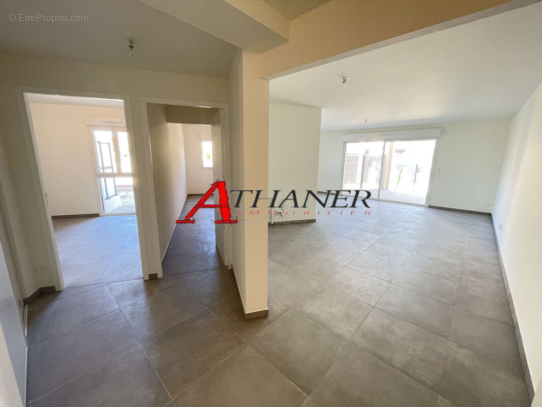 Direct Promoteur - 3 pièces de 77.50 m2 - Vue dégagée - photo 11