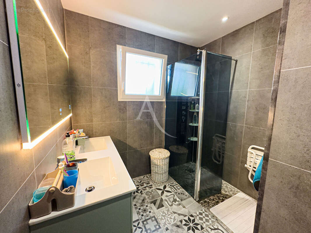 Maison à SAINT-HILAIRE-DE-RIEZ