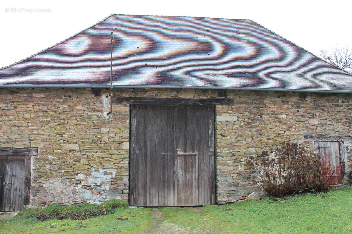 Maison à JUMILHAC-LE-GRAND