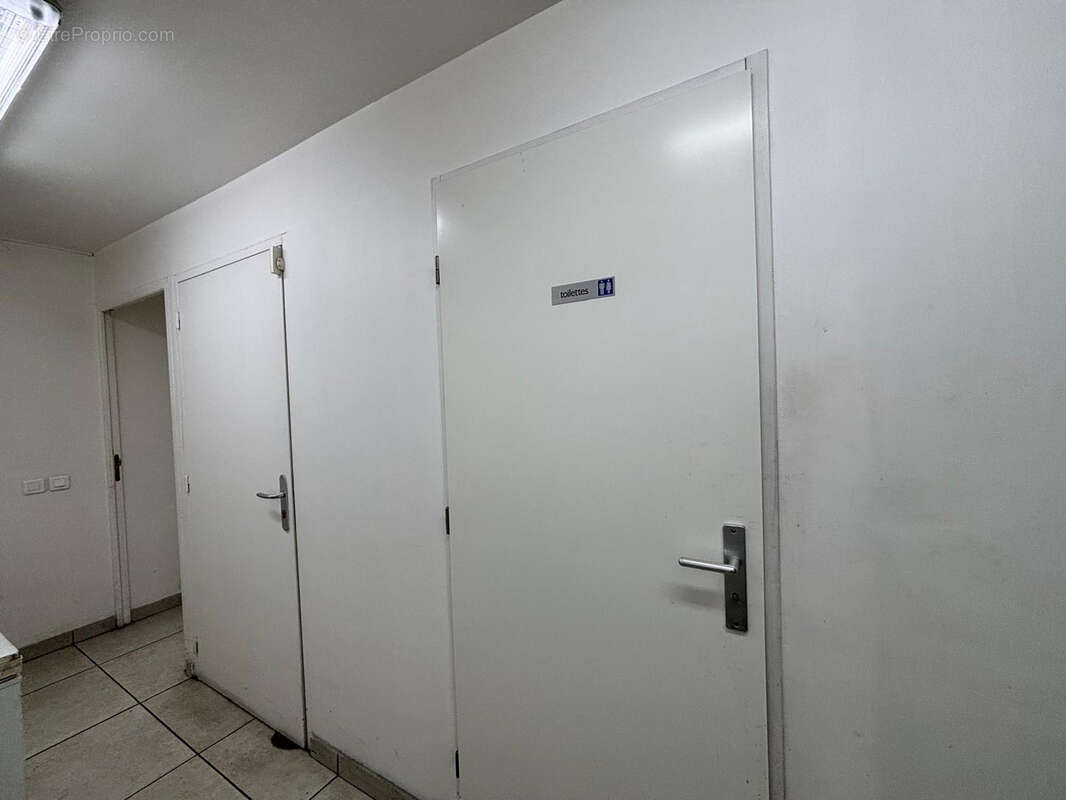 Cession droit au bail restaurant 140m2 La Penne-sur-Huveaune 13821 - photo 8