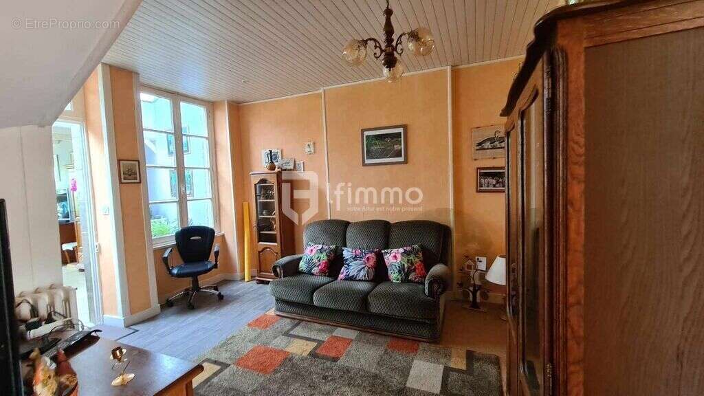 Maison dans le bourg D'Athis - photo 3