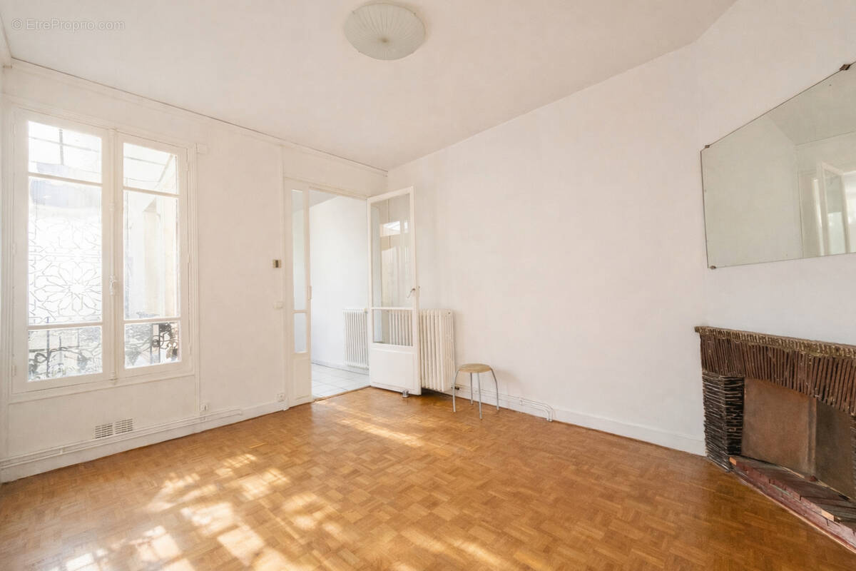 Appartement à FONTENAY-SOUS-BOIS