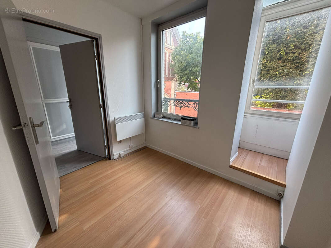 Appartement 2 pièces 36 m² à vendre à Lille (59800) - photo 4
