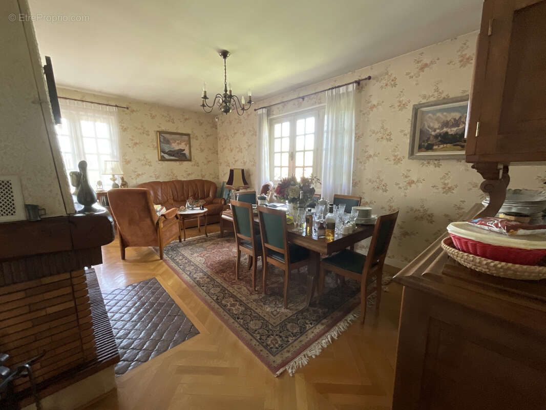 Maison à BOURGOIN-JALLIEU