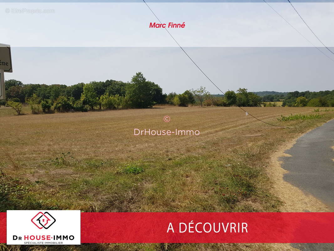 Terrain à VERTEILLAC