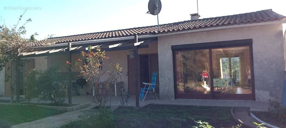 Maison à ROQUEBRUNE-SUR-ARGENS